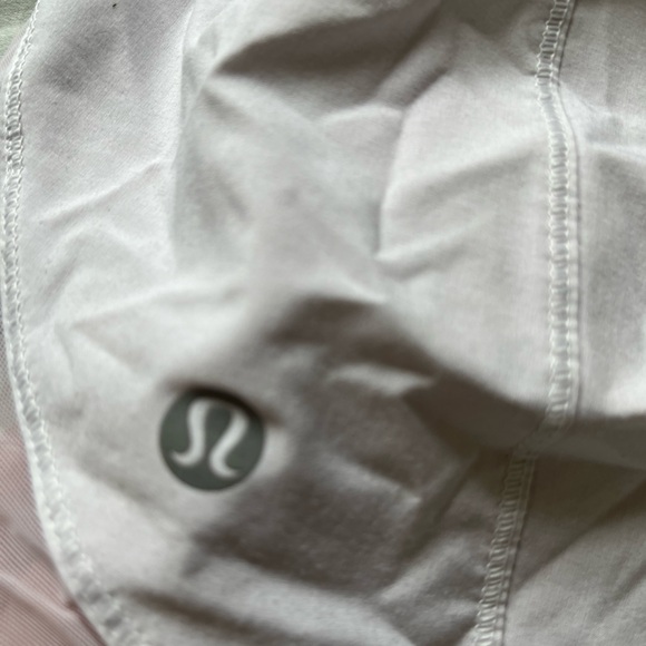 lululemon shorts size two 2 - Picture 4 of 6